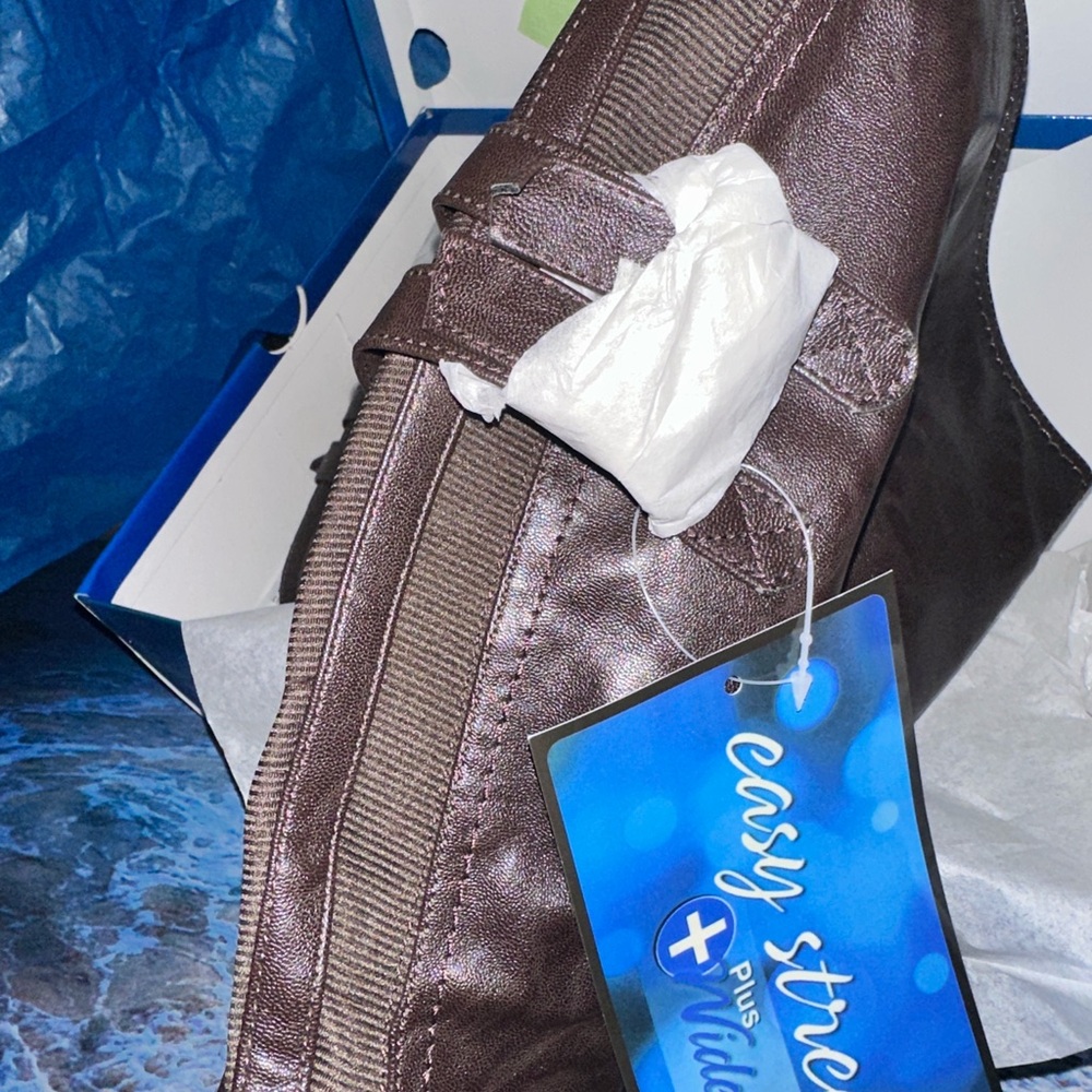 Easy Street Women's Brown Tess Plus Wide Calf Knee High Boots 8 M BNIB $80 - Picture 6 of 9
